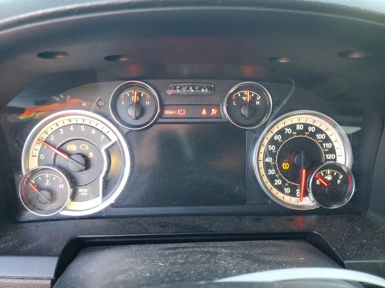 2013 Dodge RAM 1500 Sport