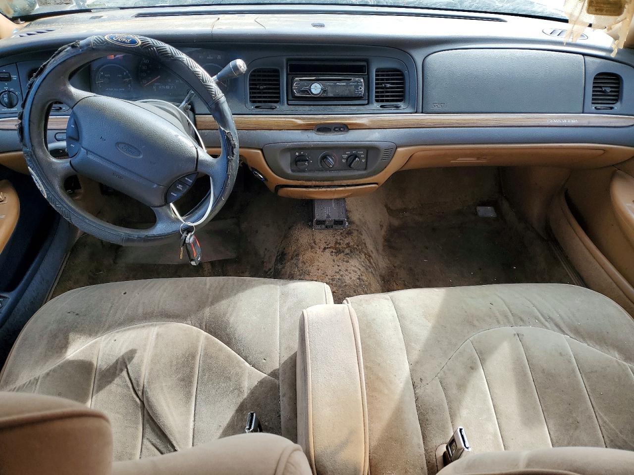 1996 Ford Crown Victoria