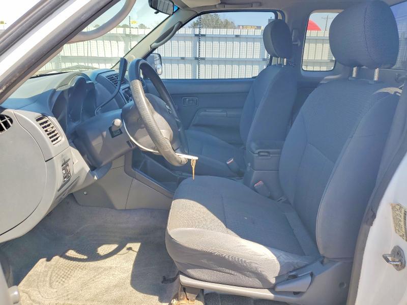 2002 Nissan Frontier Standard