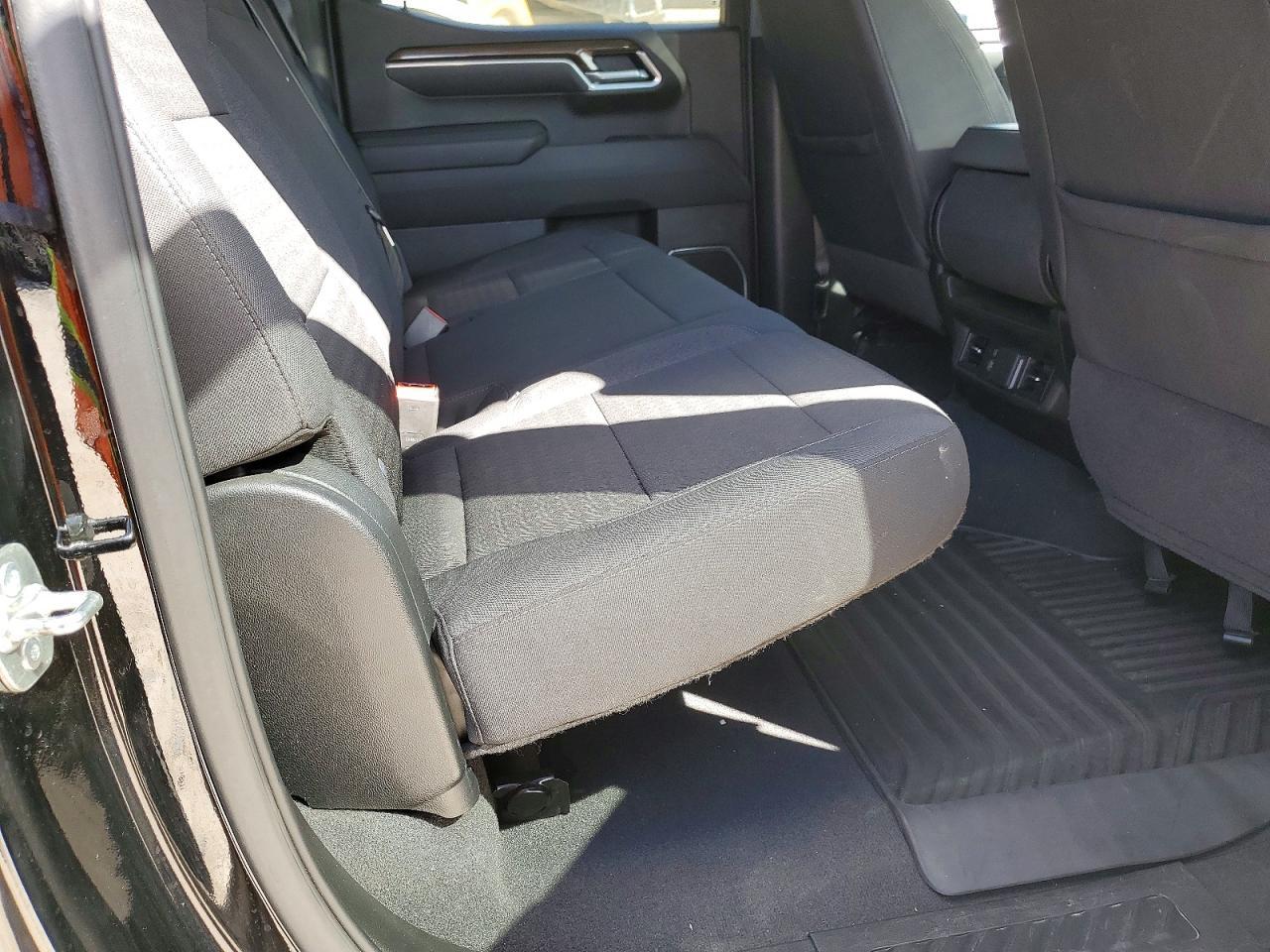 2025 Chevrolet Silverado K1500 LT