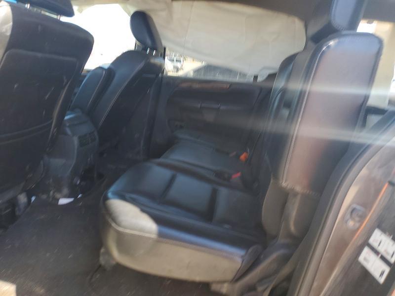 2011 Nissan Armada sv