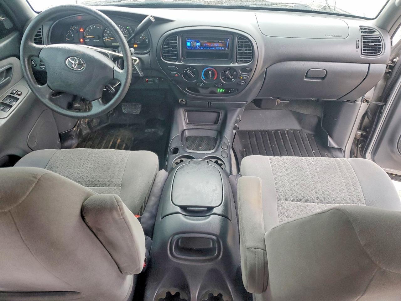 2004 Toyota Tundra SR5