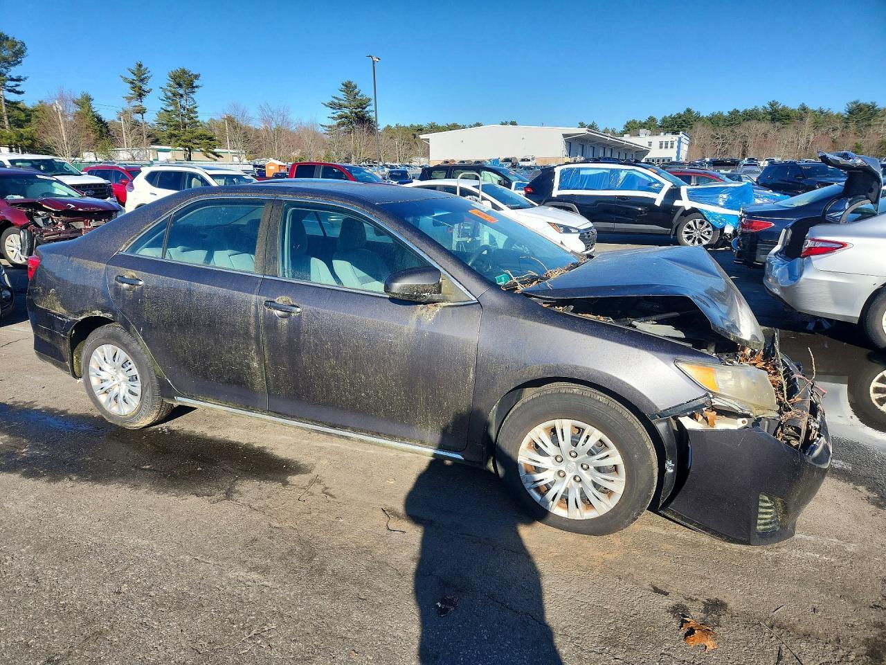 2014 Toyota Camry le