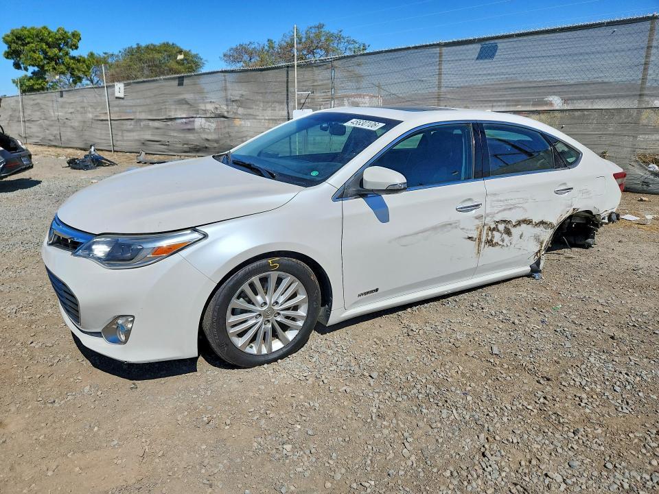 2013 Toyota Avalon Hybrid Limited