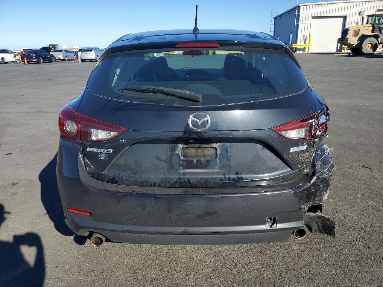 2017 Mazda 3 Sport