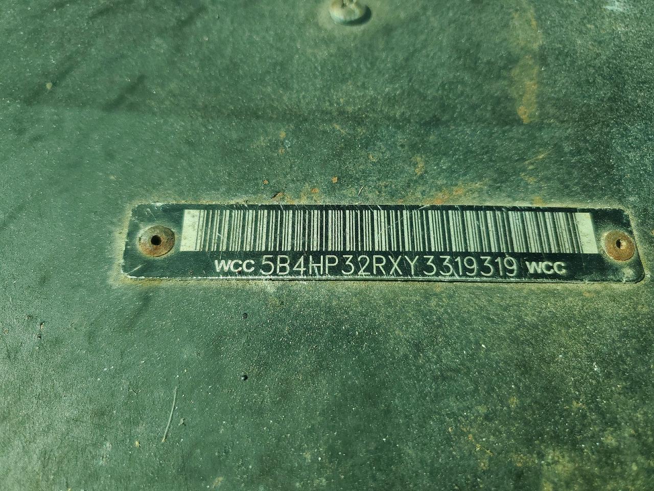 2000 Workhorse Custom Chassis Forward Control Chassis Delivery Truck