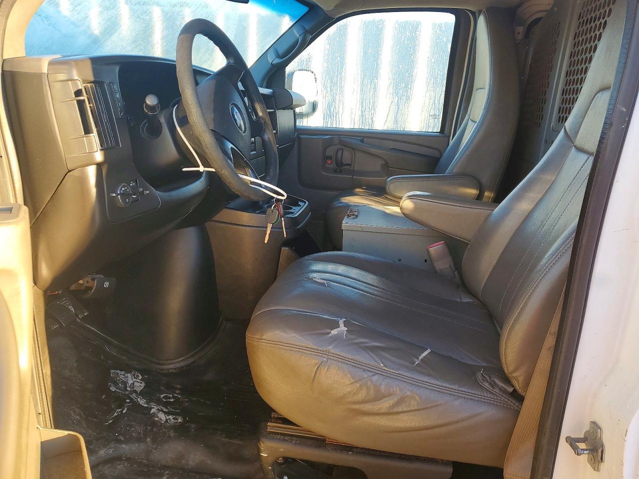 2014 Chev Rolet Express 3500 Cargo Delivery Van