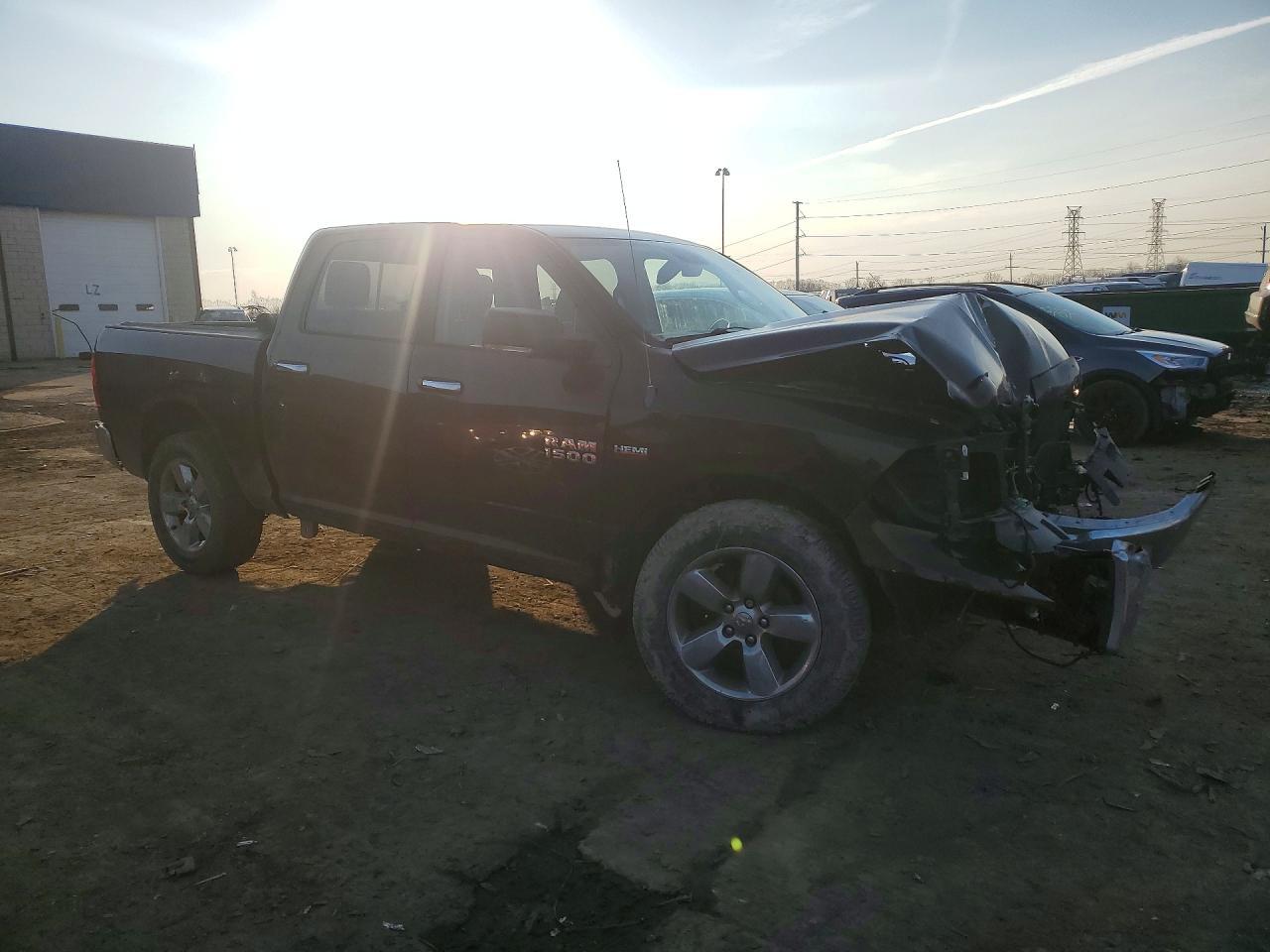 2013 Dodge RAM 1500 SLT