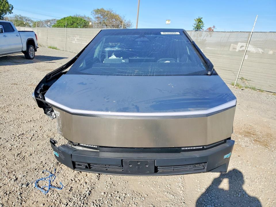 2024 Tesla Cybertruck