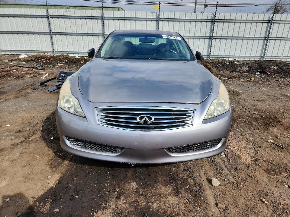 2009 Infiniti G37 Coupe x