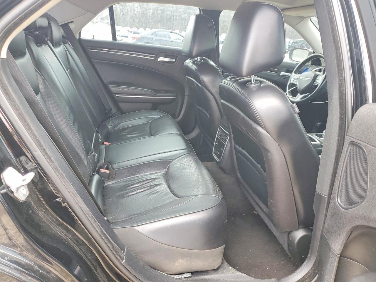 2015 Chrysler 300c