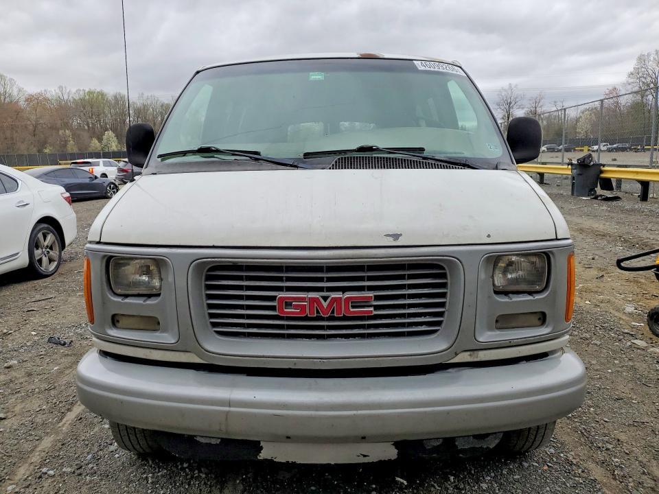 2001 GMC Savana G3500