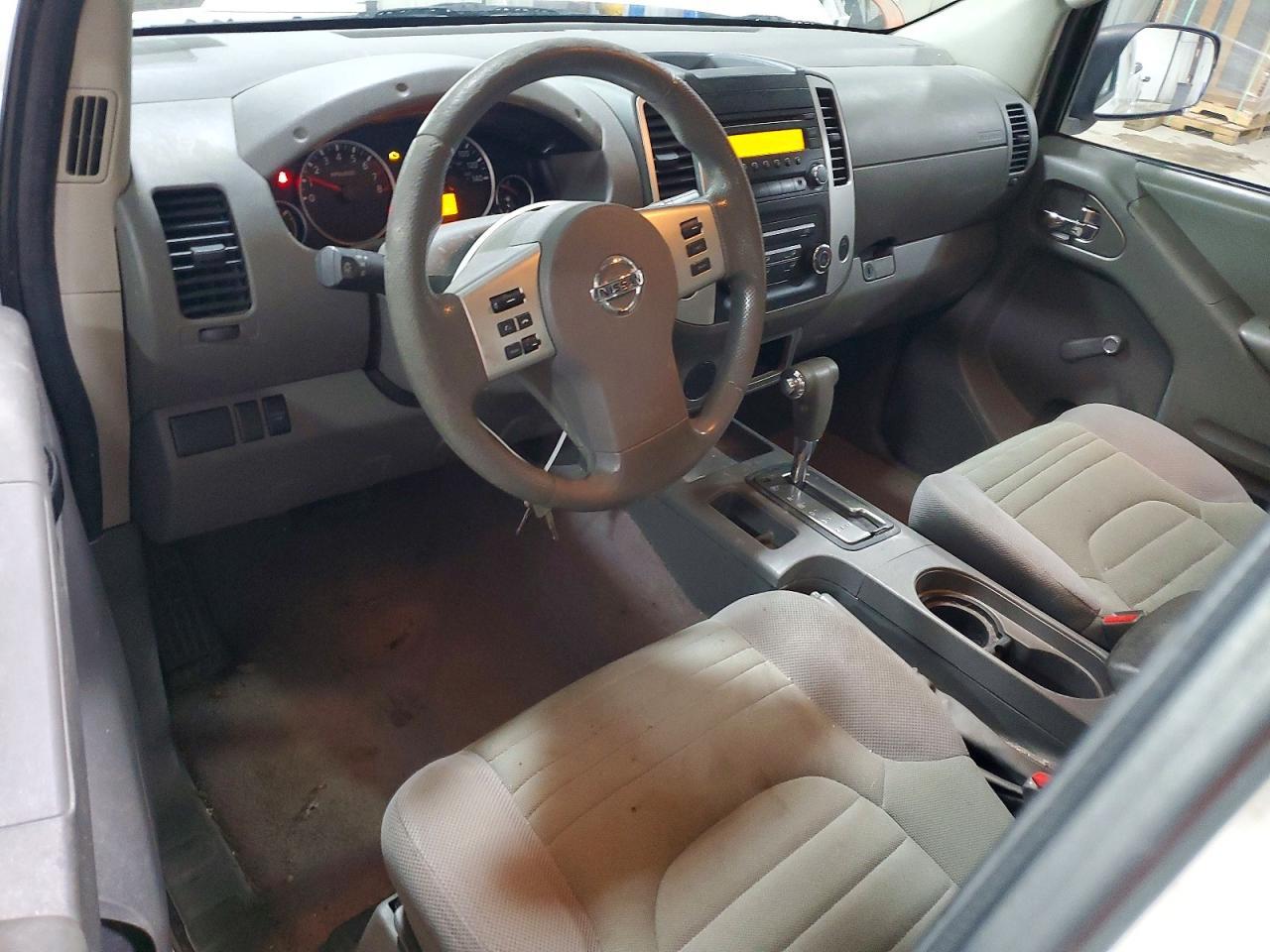 2015 Nissan Frontier S