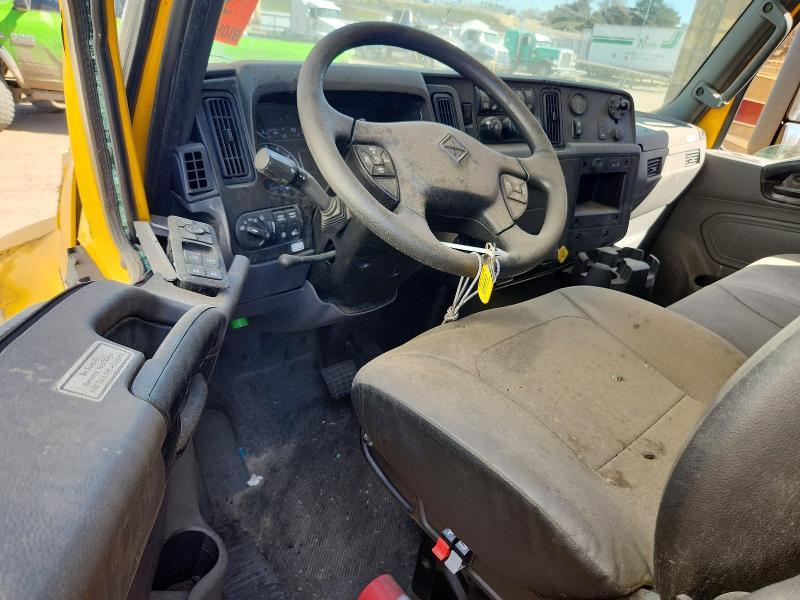 2022 International MV607 BOX Truck