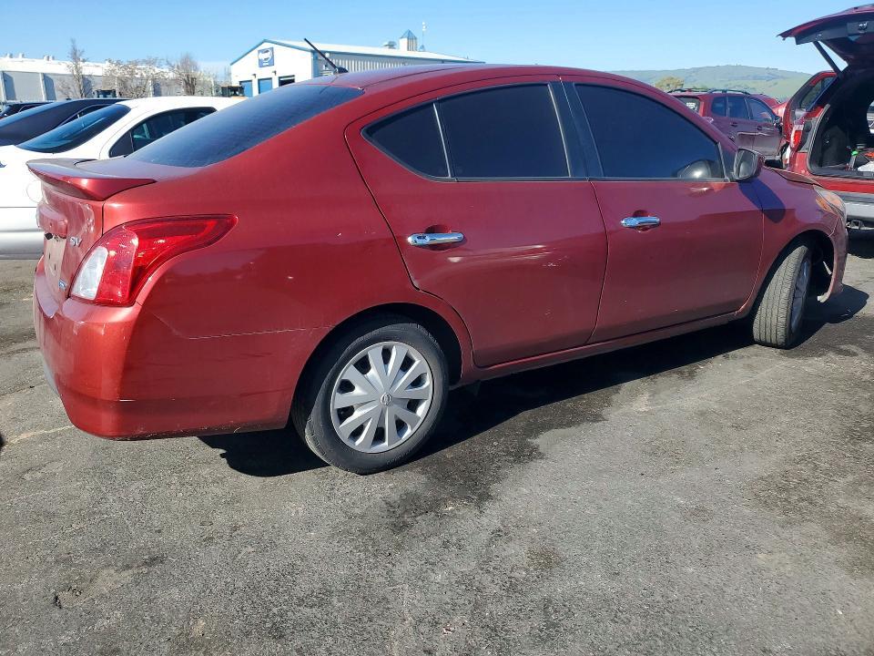 2016 Nissan Versa 1.6 sv