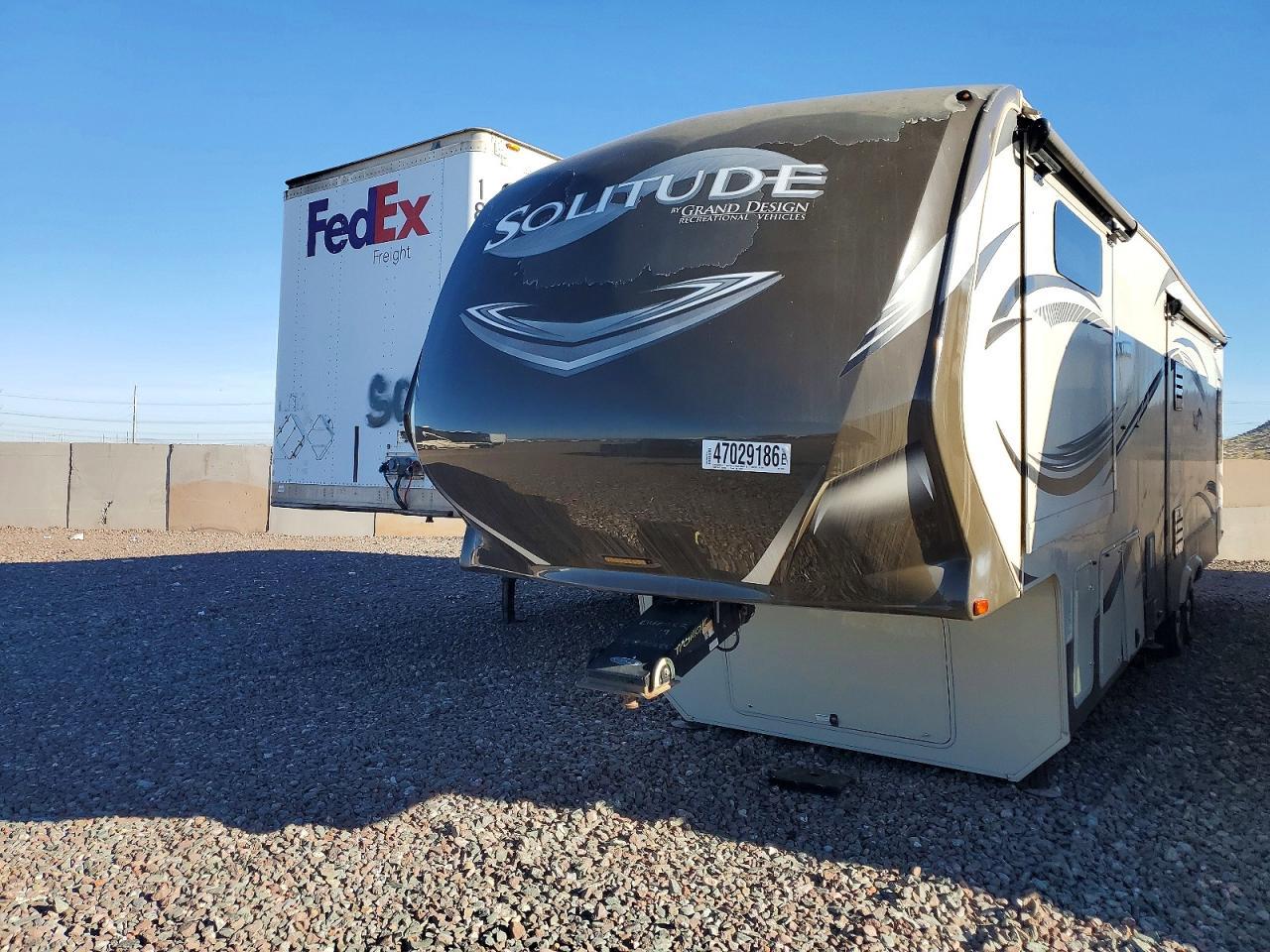 2014 Grande West 2014 Grand Design Solitude Camper