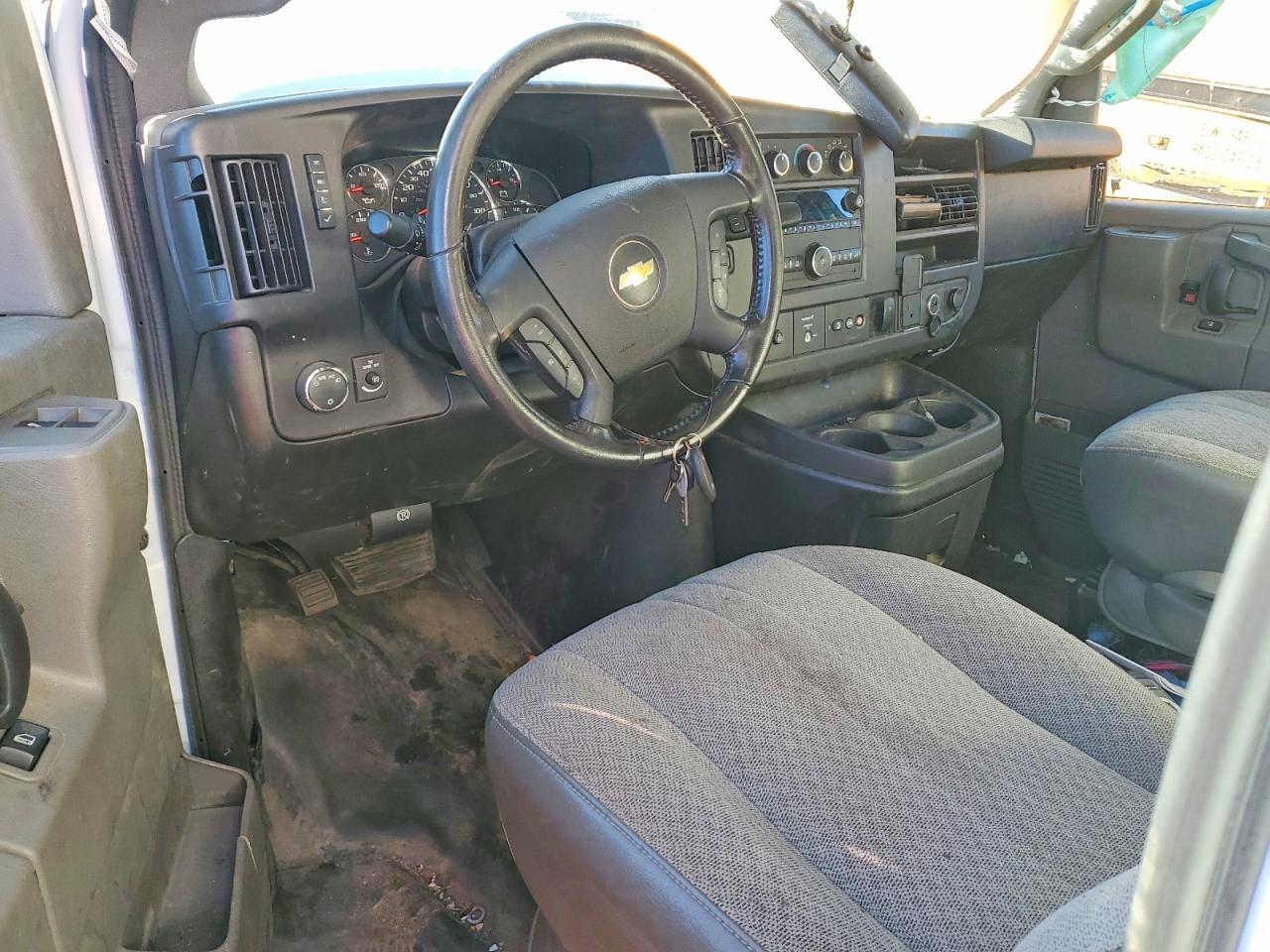 2021 Chev Express G3500