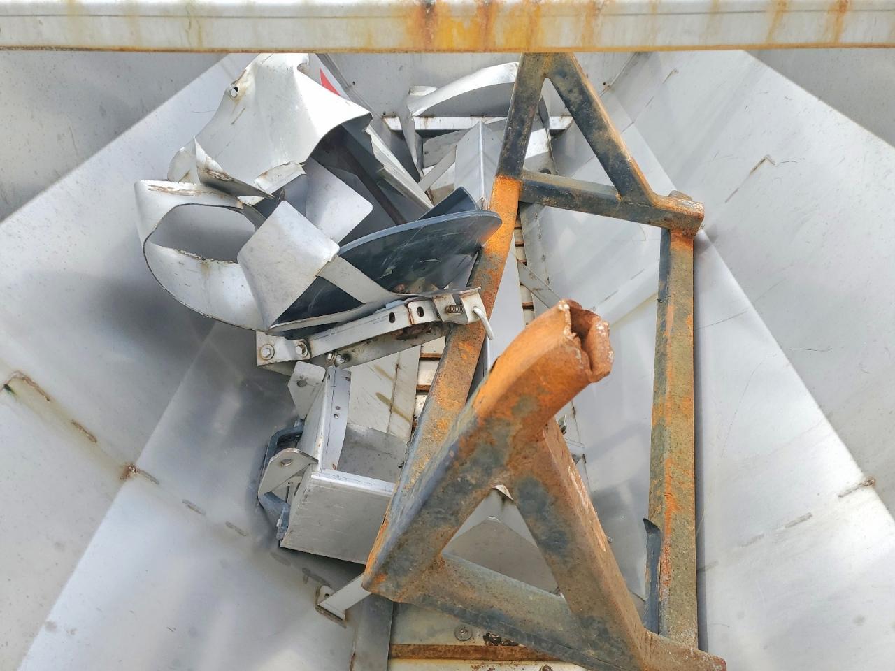 2023 Urwi 2023 Swenson Spreader