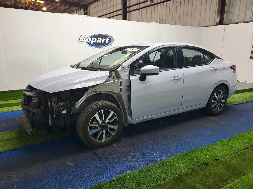 2024 Nissan Versa sv