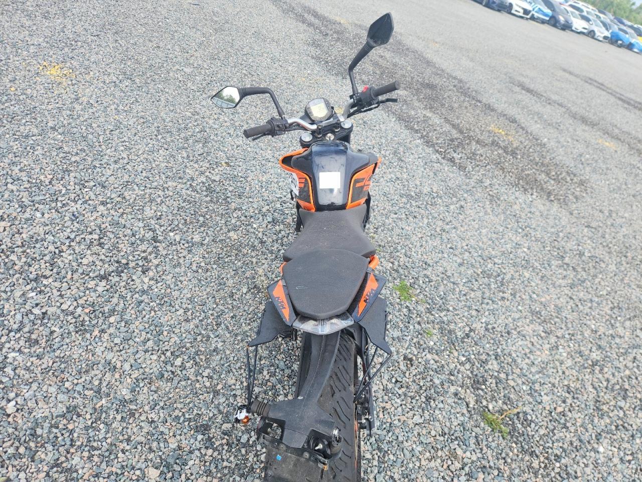 2023 KTM 200 Duke