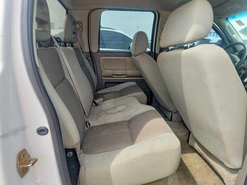 2005 Dodge Dakota Quad SLT