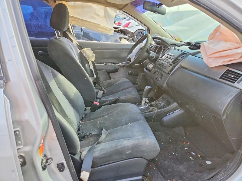 2009 Nissan Versa s
