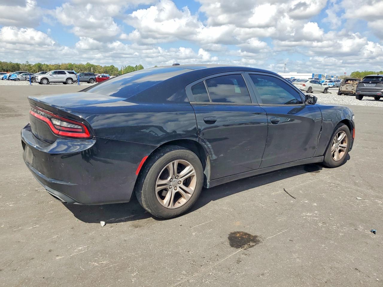 2015 Dodge Charger se