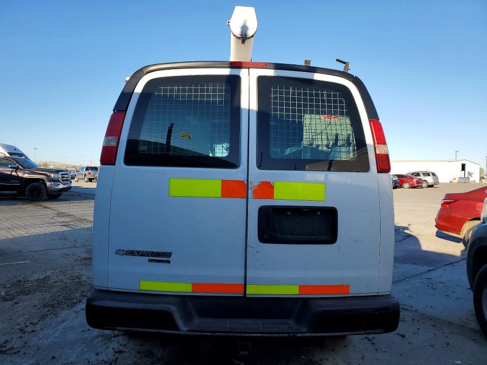 2013 Chev Rolet Express G2500 Utility / Service van