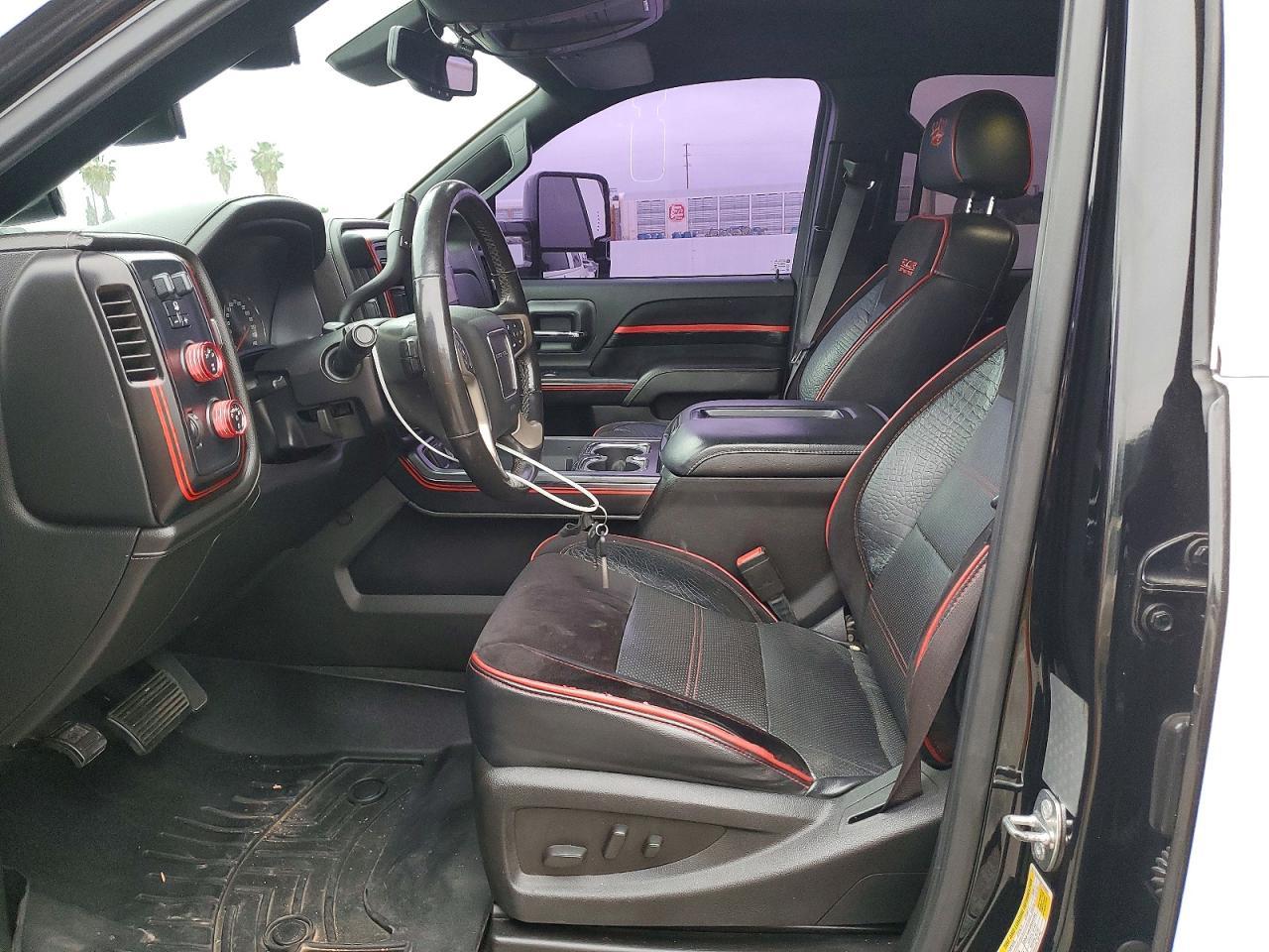 2015 GMC Sierra K3500 Denali