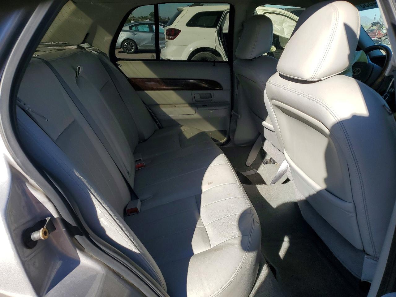 2004 Mercury Grand Marquis ls