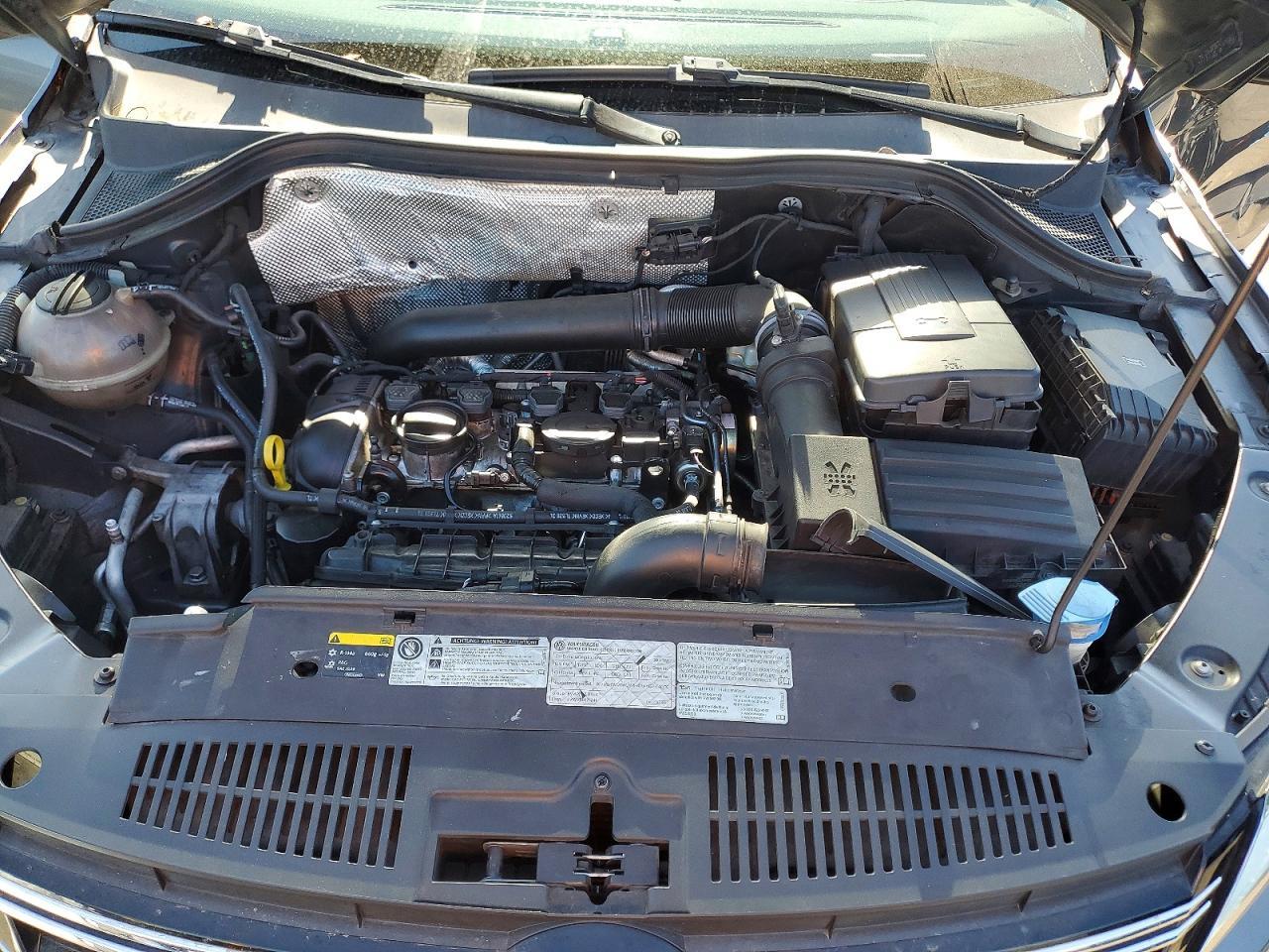 2014 Volkswagen Tiguan s