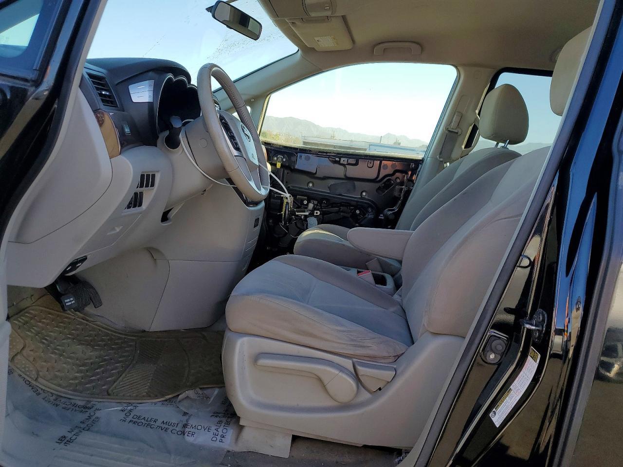2017 Nissan Quest sv