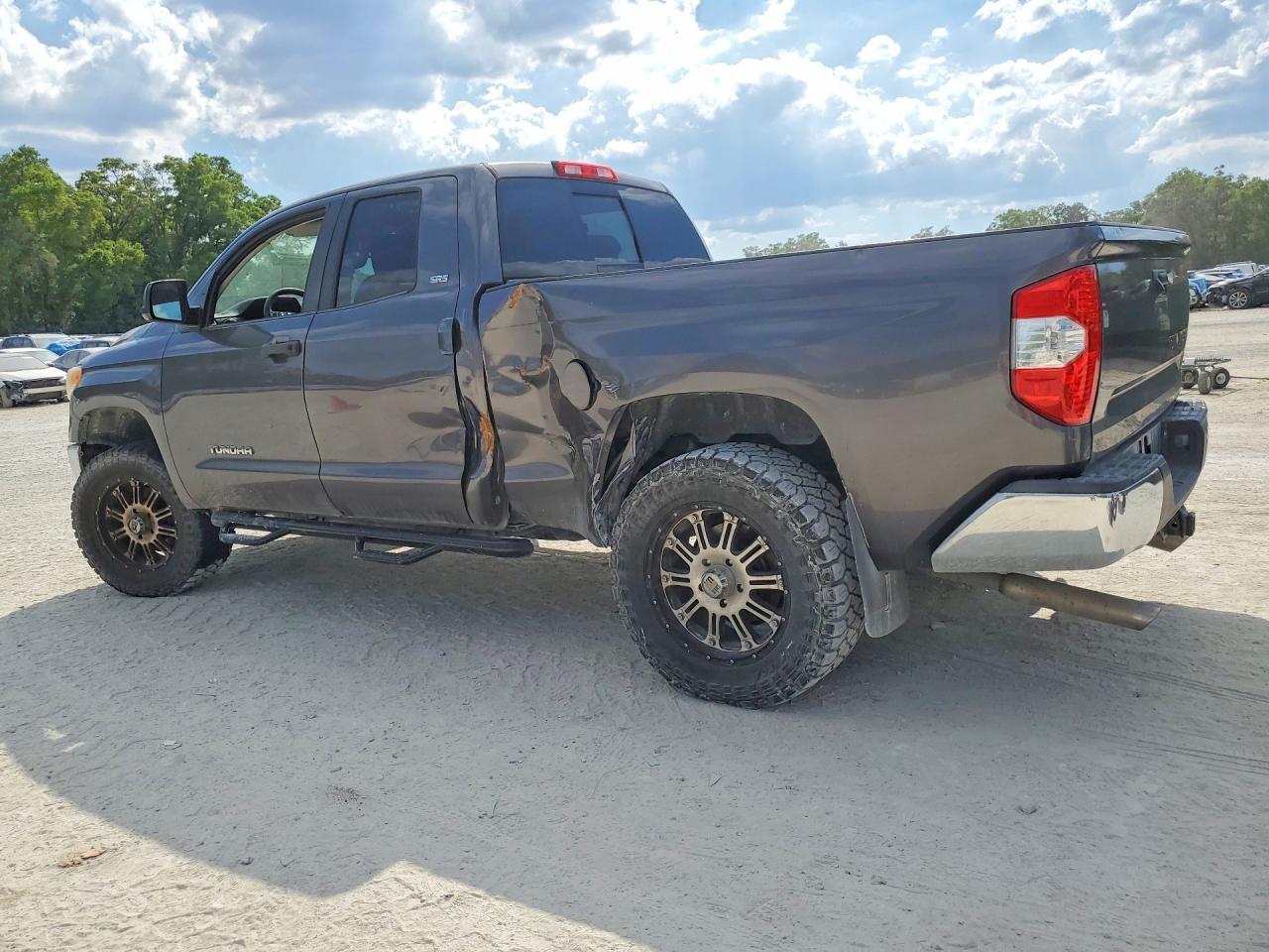 2016 Toyota Tundra SR5