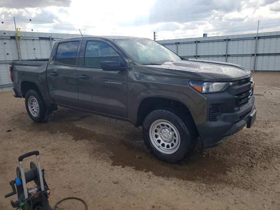 2024 Chev Colorado