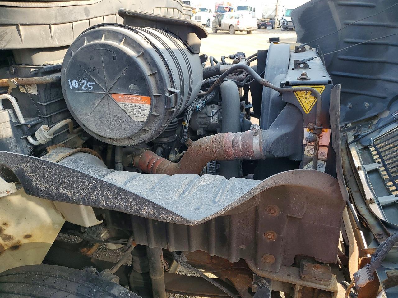 2009 International 4300 BOX Truck
