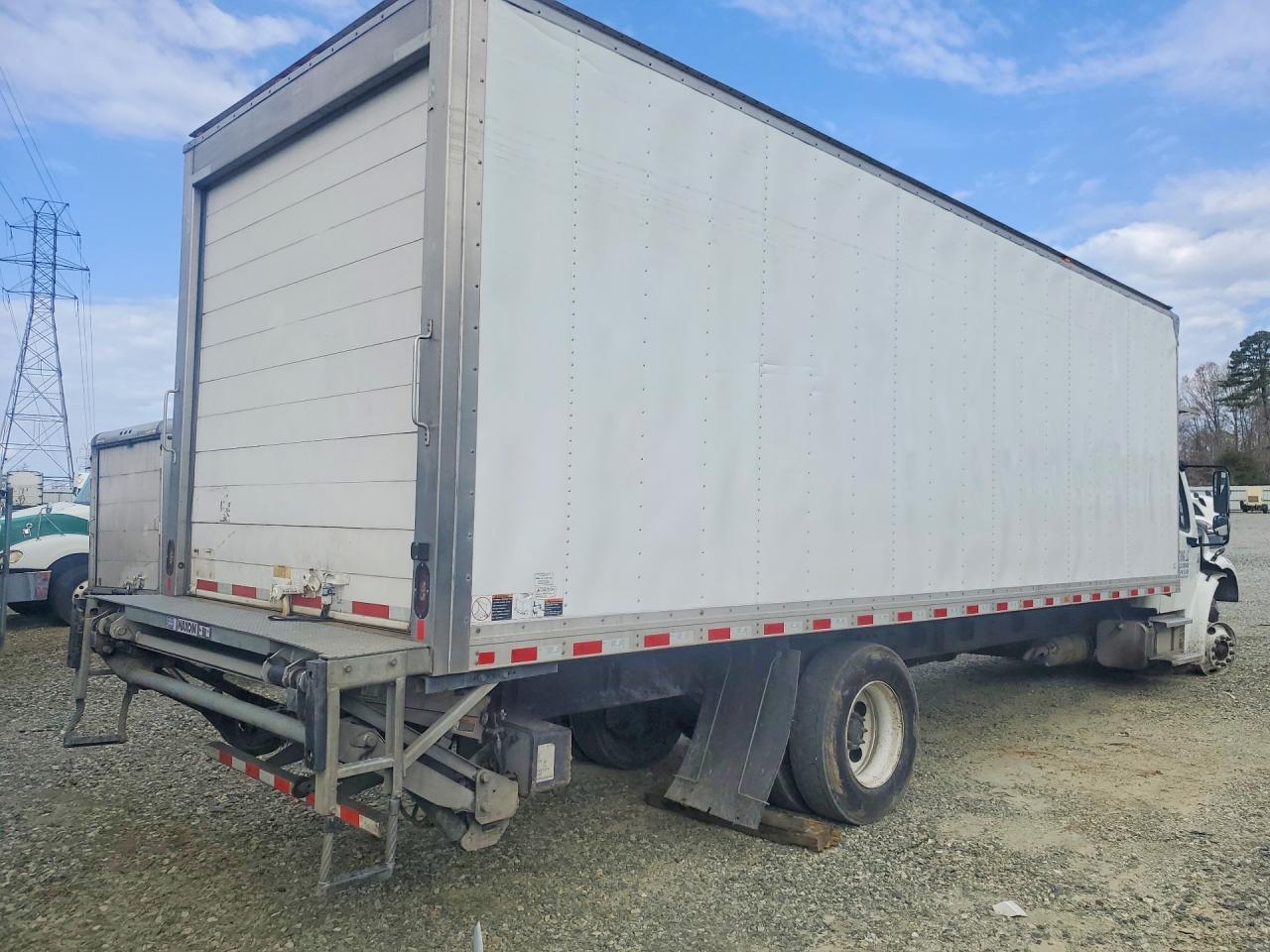 2018 Freightliner Business Class M2 Refrigerated BOX Truck