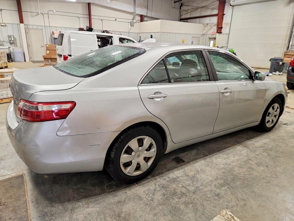 2008 Toyota Camry le