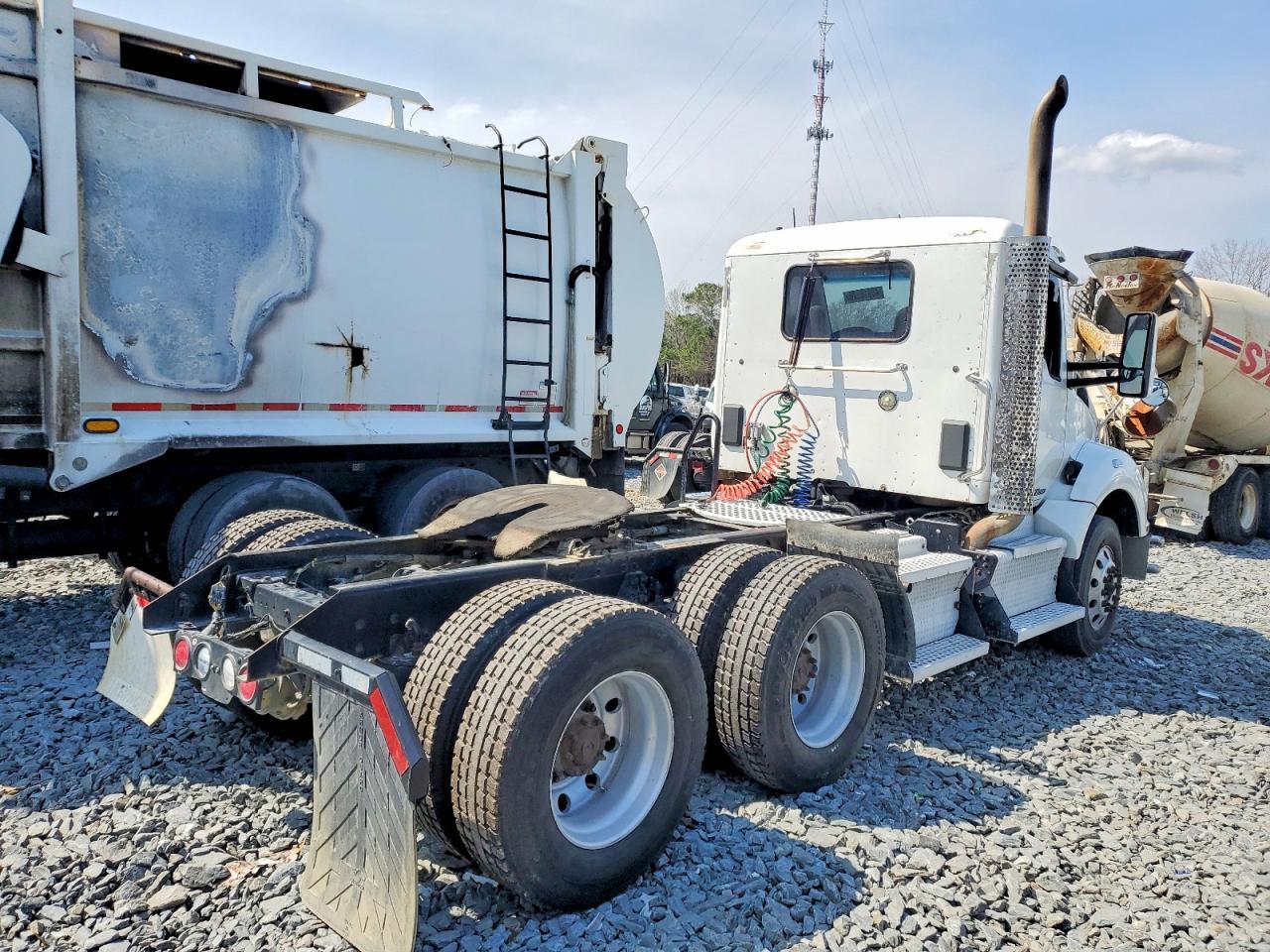 2017 KW 2017 Kenworth T-880-Semi Truck