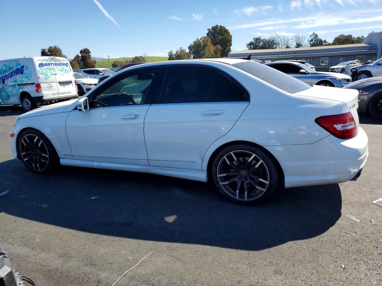 2014 Mercedes-Benz C 250