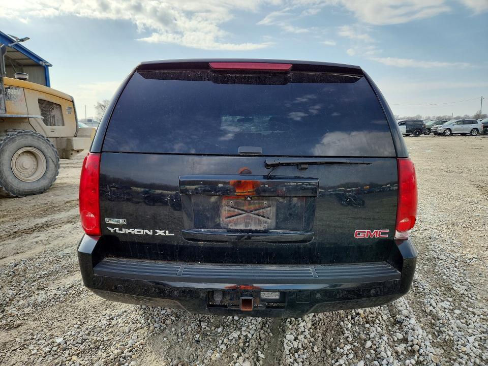 2011 GMC Yukon xl K1500 slt