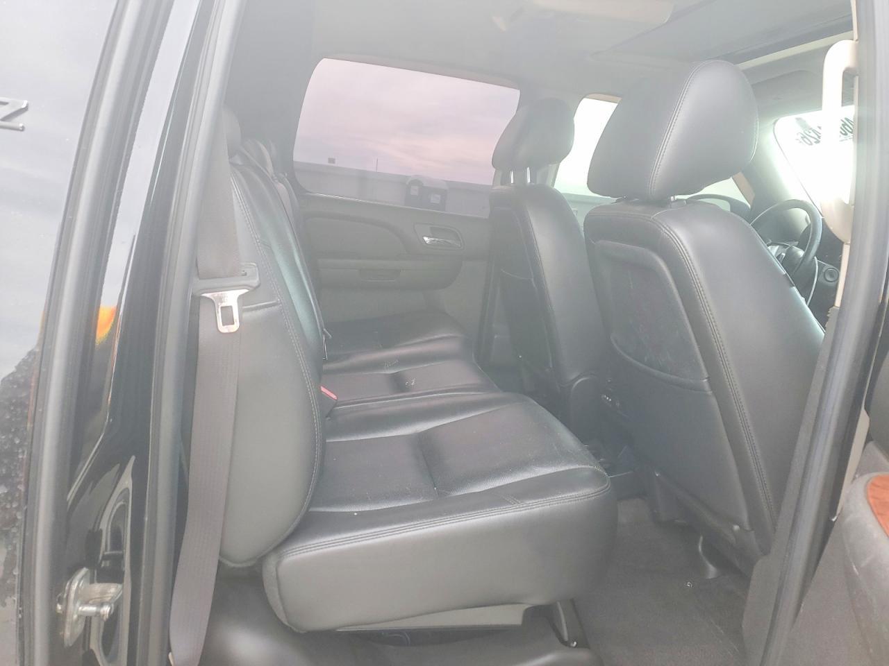 2012 Chevrolet Avalanche LTZ