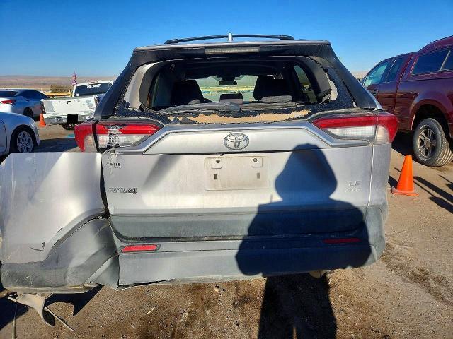 2020 Toyota Rav4 le