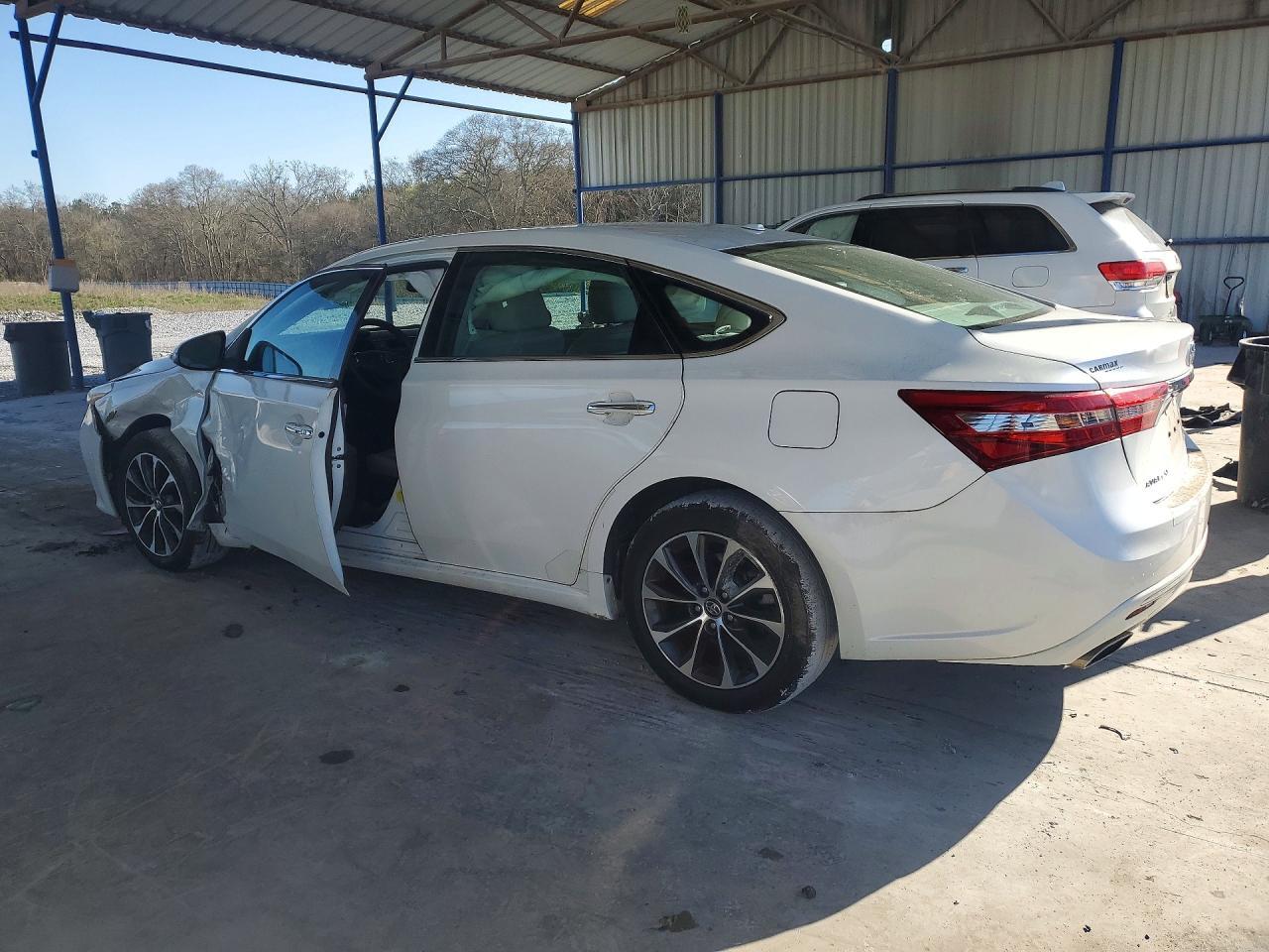 2016 Toyota Avalon xle Premium