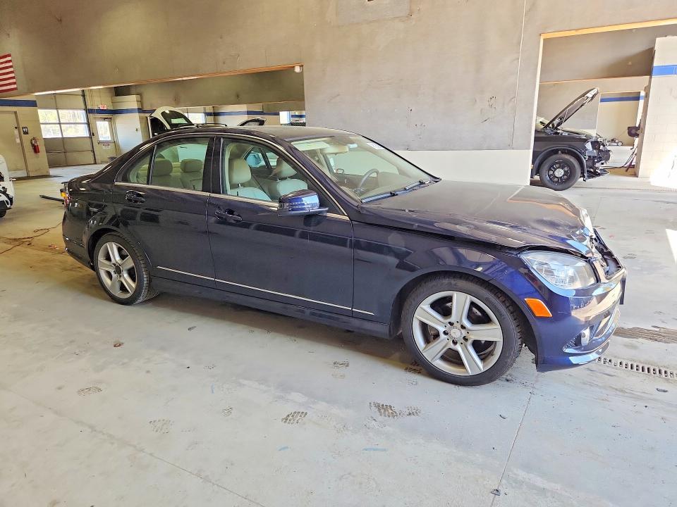 2010 Mercedes-Benz C300