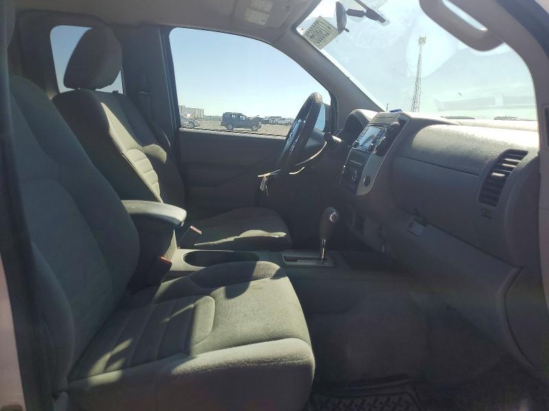 2017 Nissan Frontier s