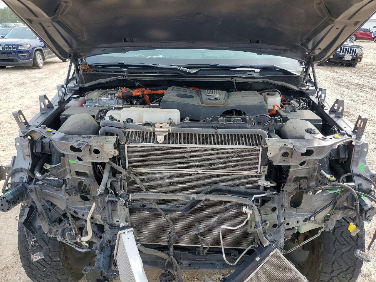 2024 Toyota Tundra Limited HV