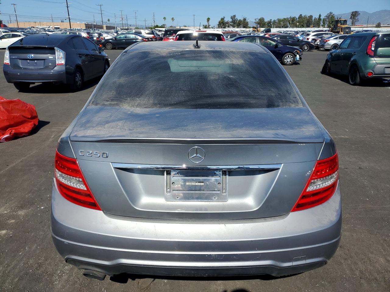 2014 Mercedes-Benz C 250