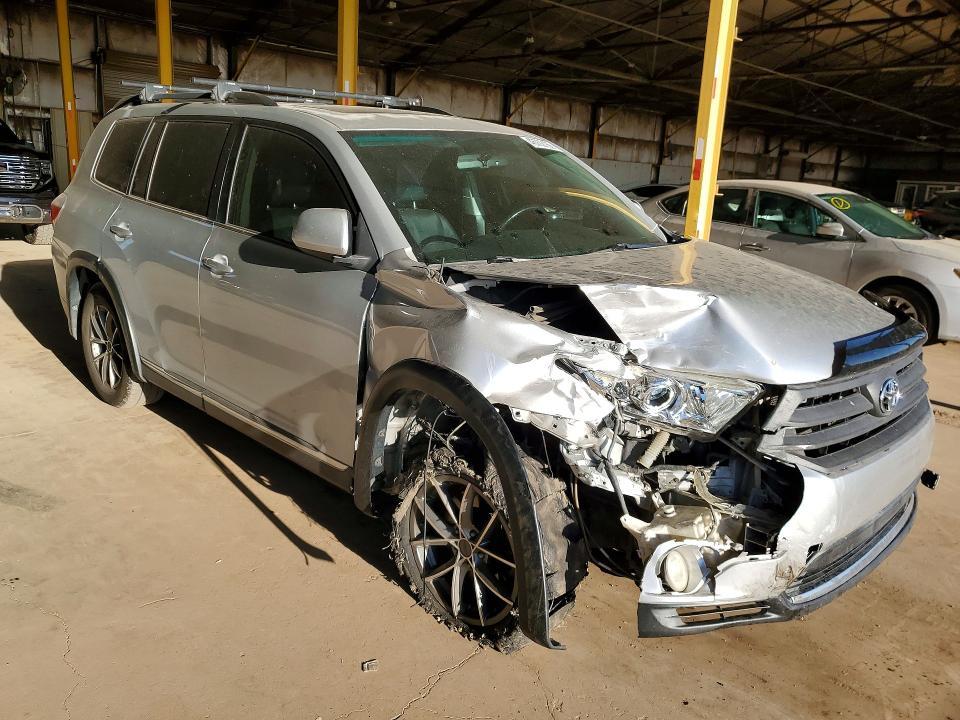 2012 Toyota Highlander se