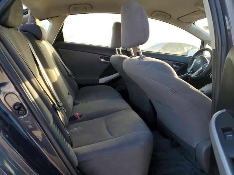2015 Toyota Prius two