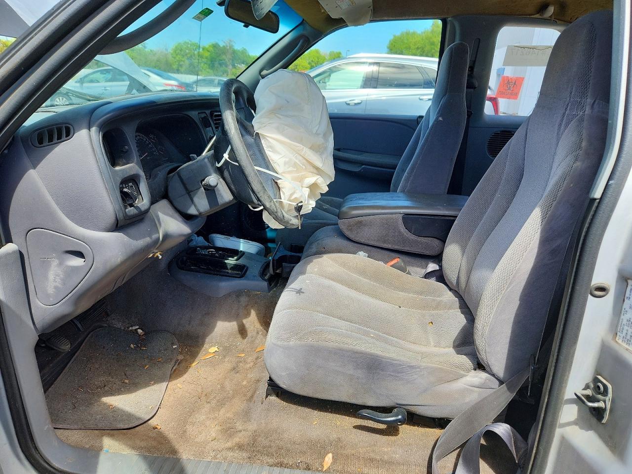 2000 Dodge Dakota